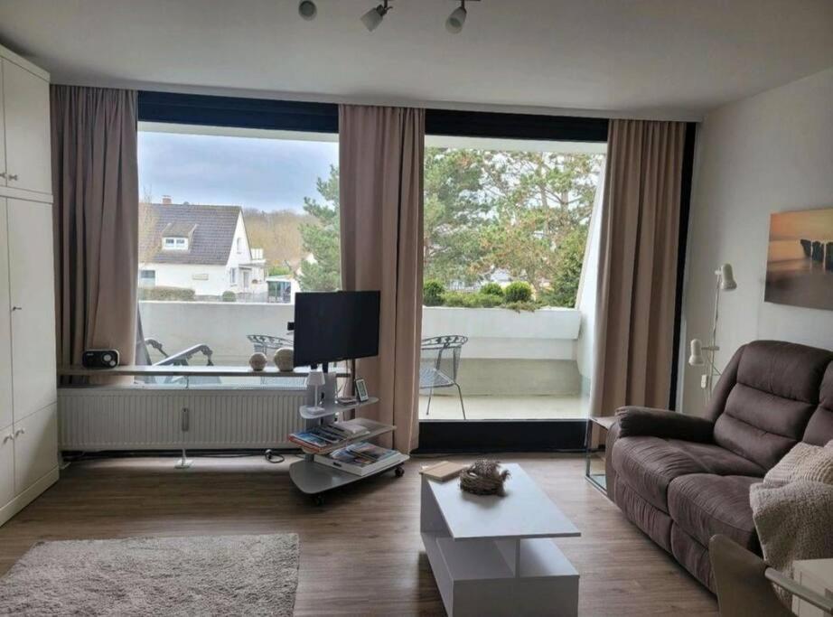 Scharbeutz, 1 Raum Fewo Mit Sonnigem Balkon, Ruhig Und Zentral Exterior foto